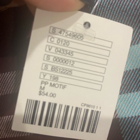 Urban outfitters plaid short skirt, zip up in back - Picture 4 of 4